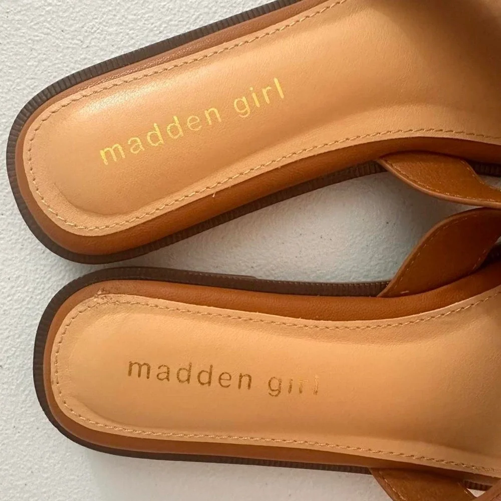 N/A madden girl